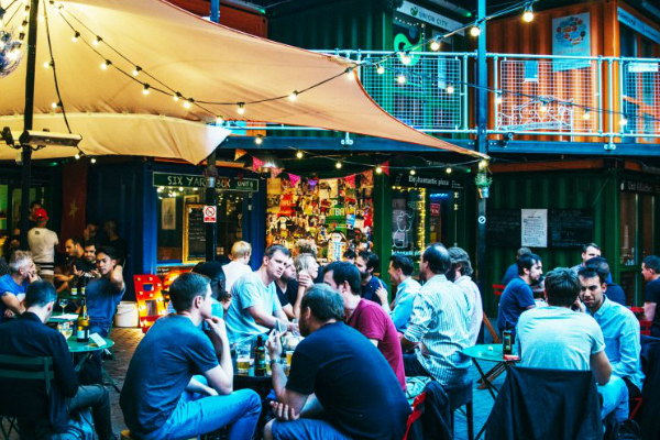 ArtworksCourtyard64 - Elephant and Castle