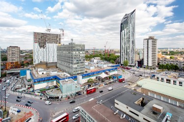 Background to change - Elephant and Castle